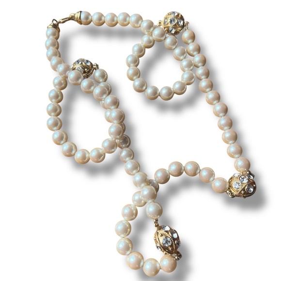 Single Strand Pearl Necklace with Gold and Rhinestone Bead Accents - Picture 4 of 8